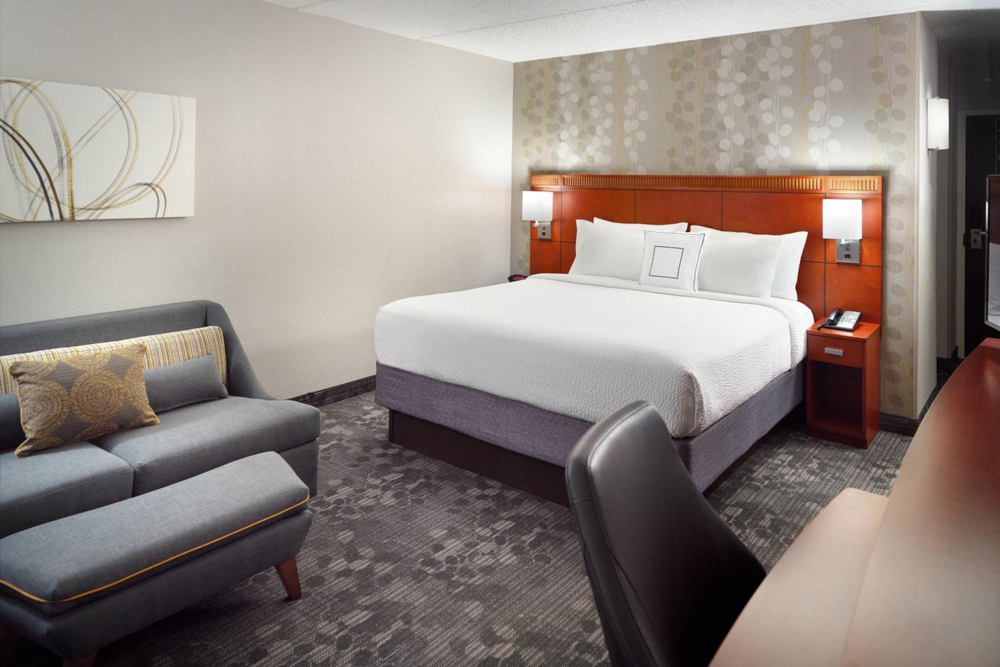 Courtyard By Marriott Atlanta Airport South/Sullivan Road College Park Dış mekan fotoğraf
